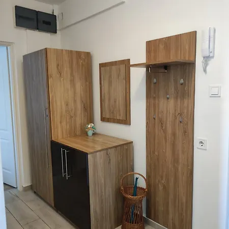 Hegin Ajtosi Apartment Pecs