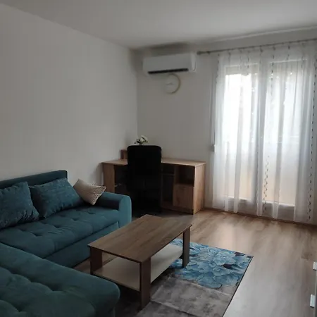 Hegin Ajtósi * Pécs