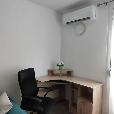 Apartamento Hegin Ajtósi