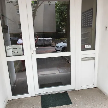 Hegin Ajtosi Apartment