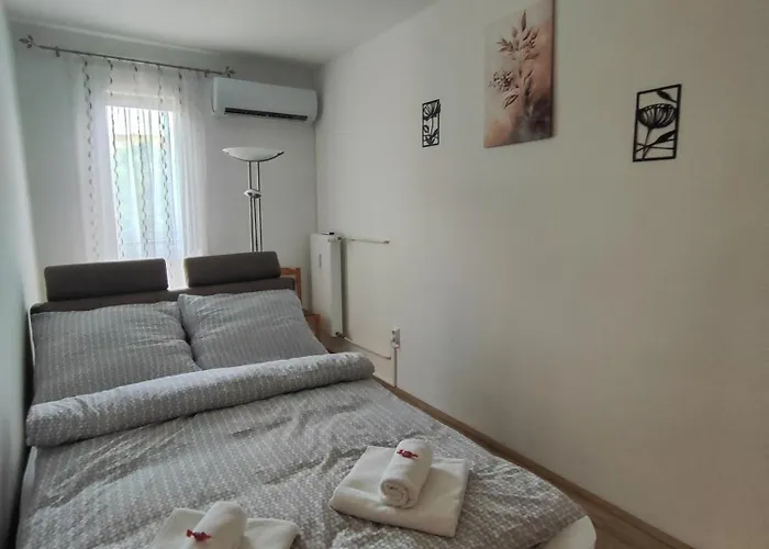 Appartamento Hegin Ajtosi Pécs