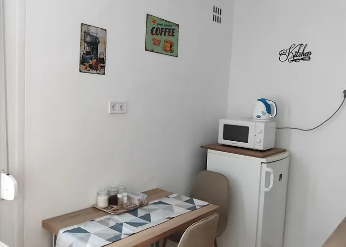 Hegin Ajtosi * Pécs